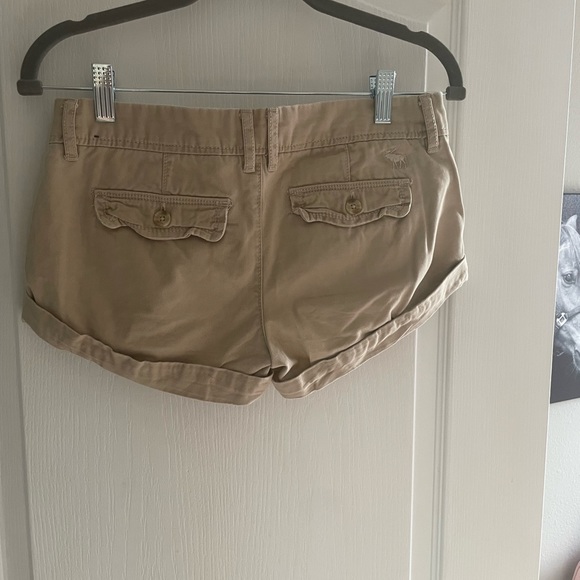 Abercrombie Shorts - Khaki - Picture 4 of 5